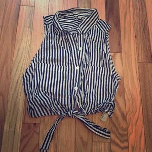 Button up croptop